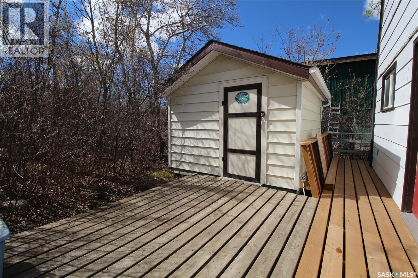 18 Elm AVENUE - 16