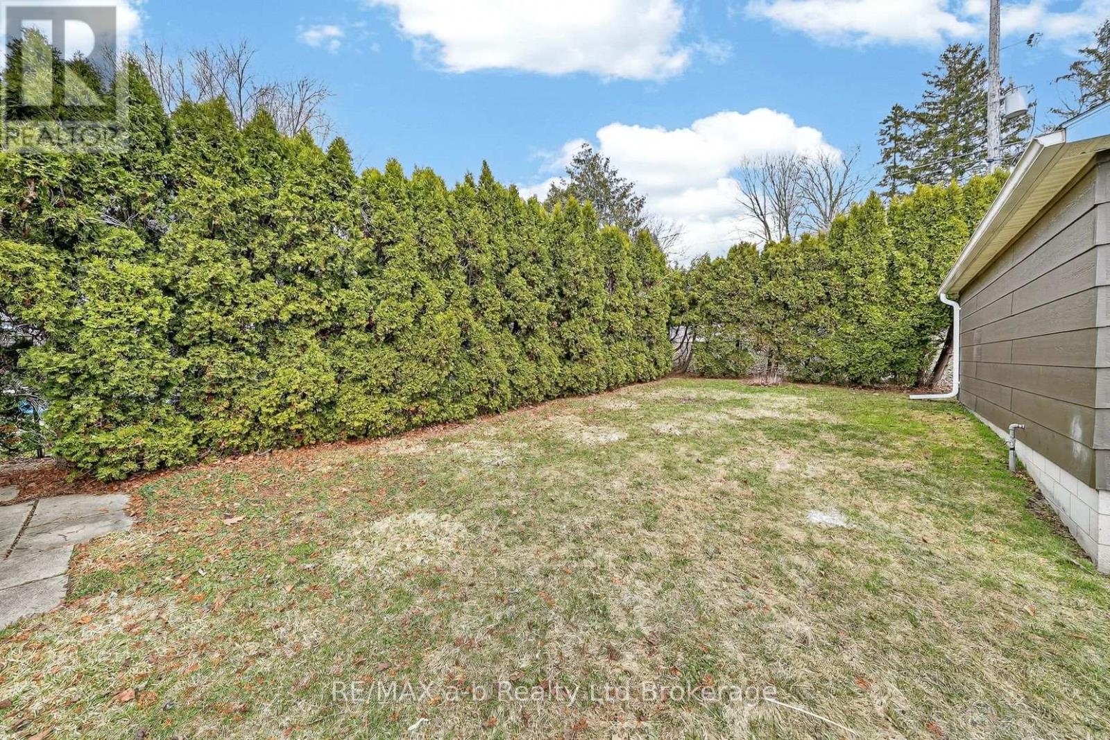 42 PRINCESS PARK ROAD - 39