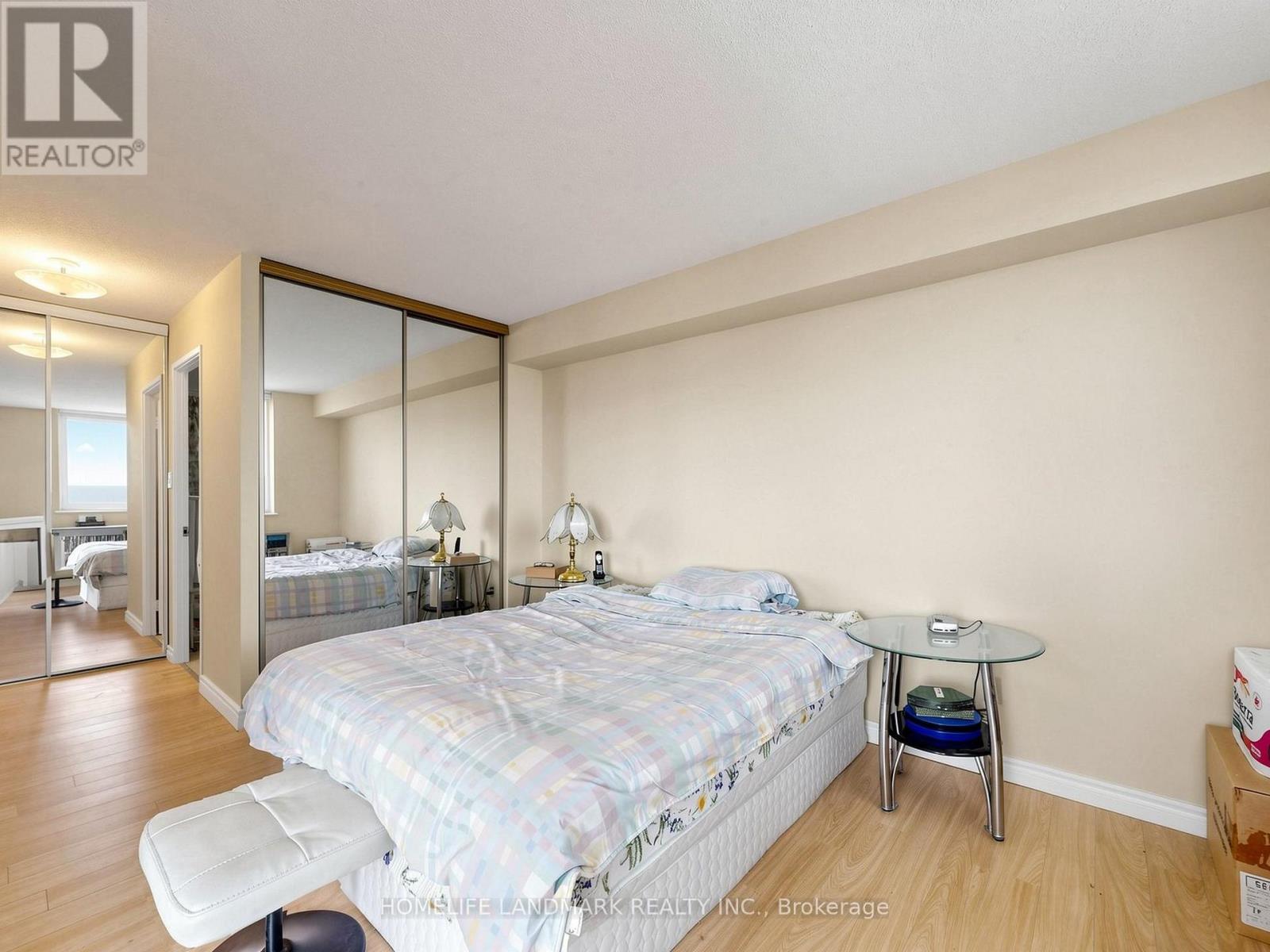 #621 326 MAJOR MACKENZIE DRIVE E - 14