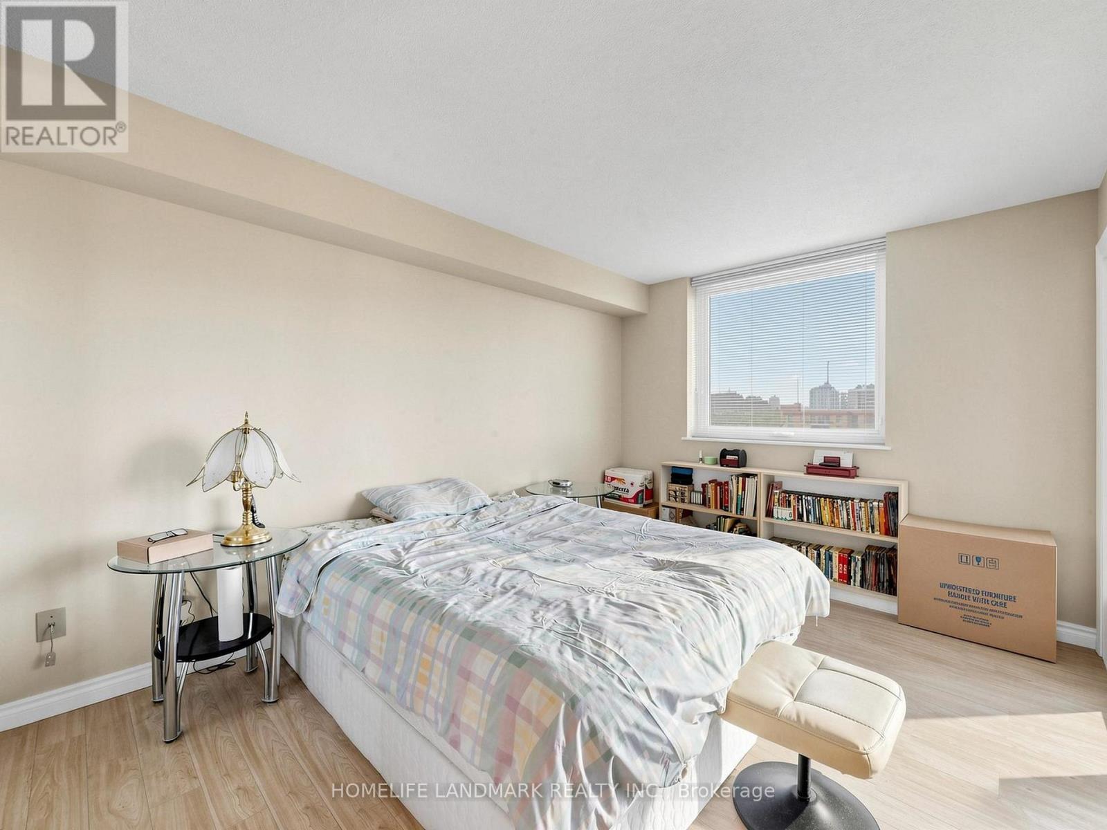 #621 326 MAJOR MACKENZIE DRIVE E - 15