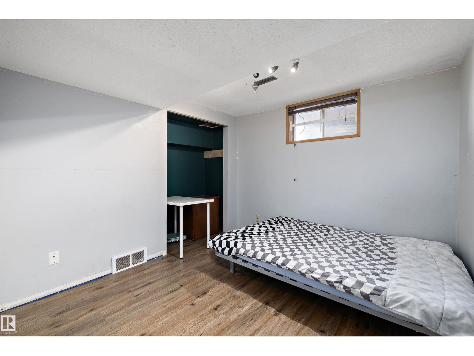115 WALKER RD NW - 43