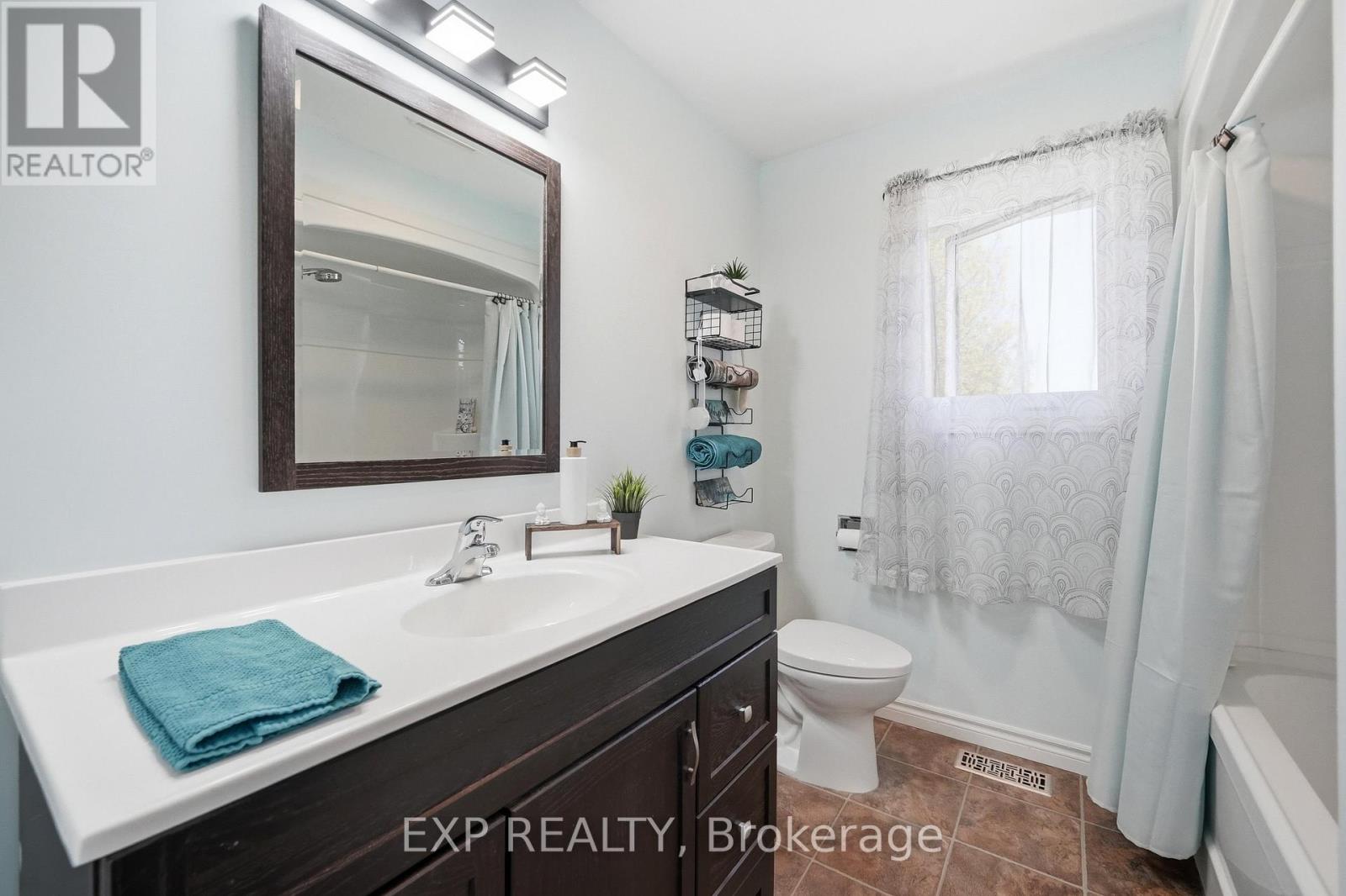 1015 BELVEDERE STREET - 16