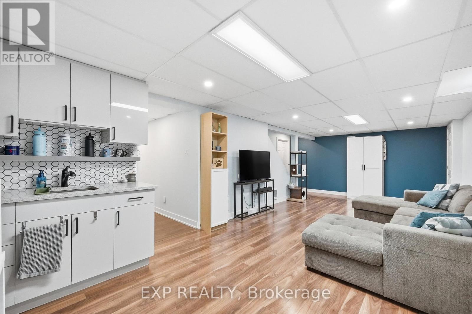 1015 BELVEDERE STREET - 22