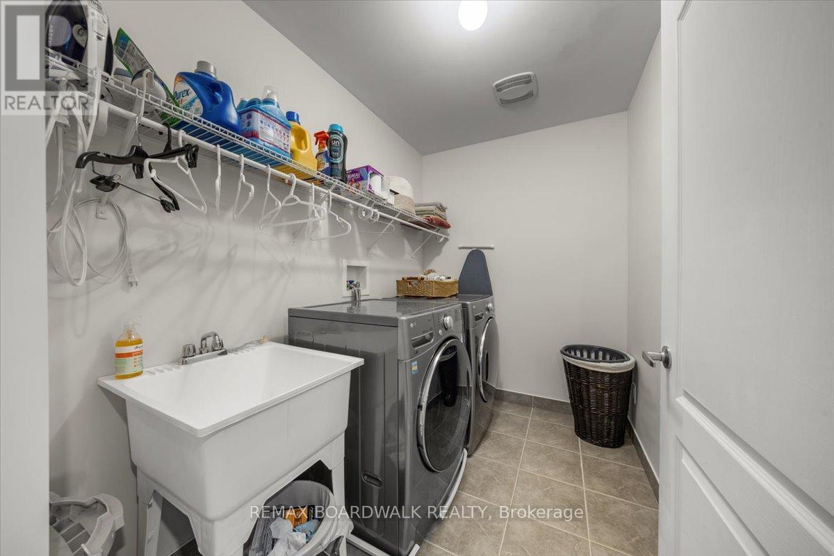 1862 GLENCREST ROAD - 32