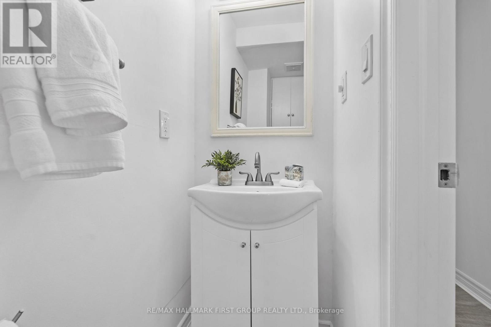 428 DEAN AVENUE - 16