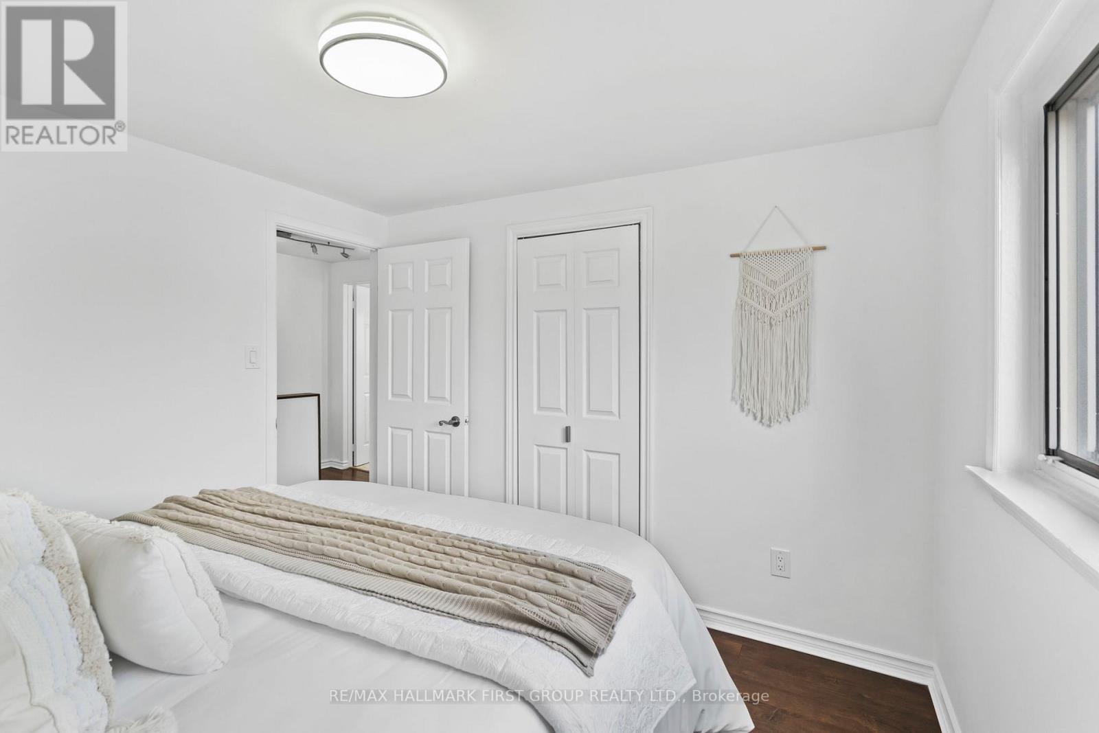 428 DEAN AVENUE - 24