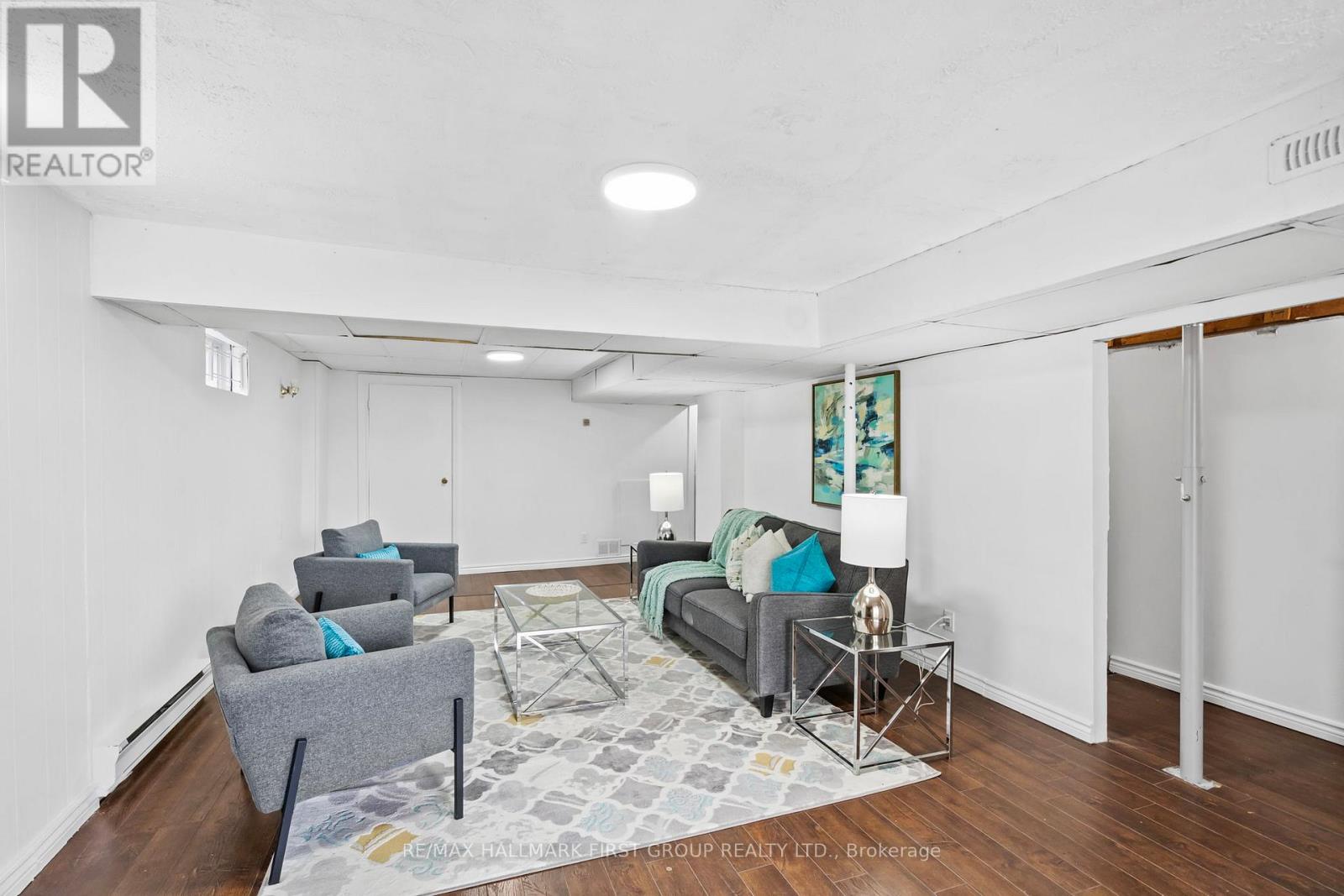 428 DEAN AVENUE - 33