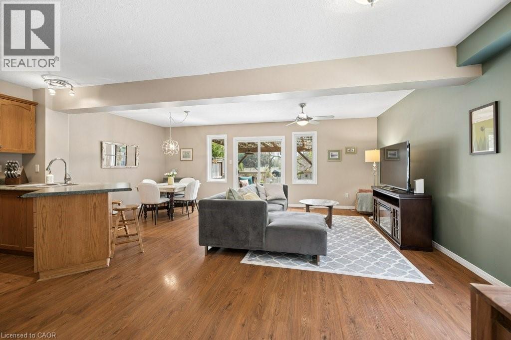 76 STIEFELMEYER Crescent - 11