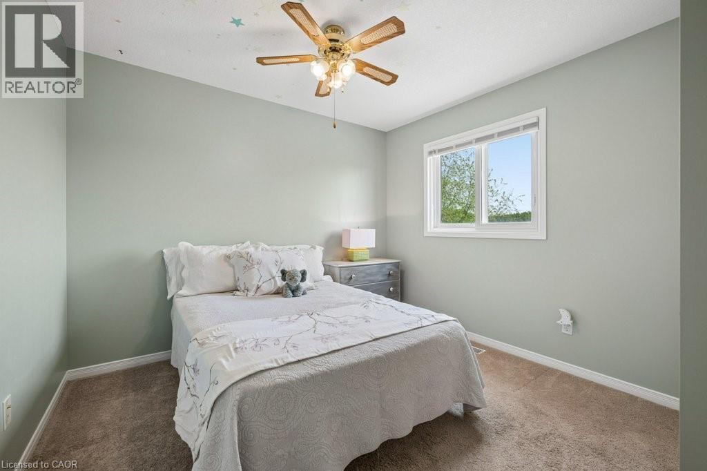 76 STIEFELMEYER Crescent - 24