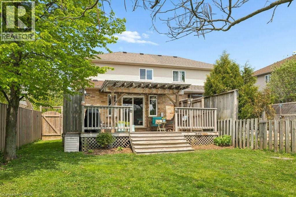 76 STIEFELMEYER Crescent, Baden, Ontario, N3A2L2 — Photo 37