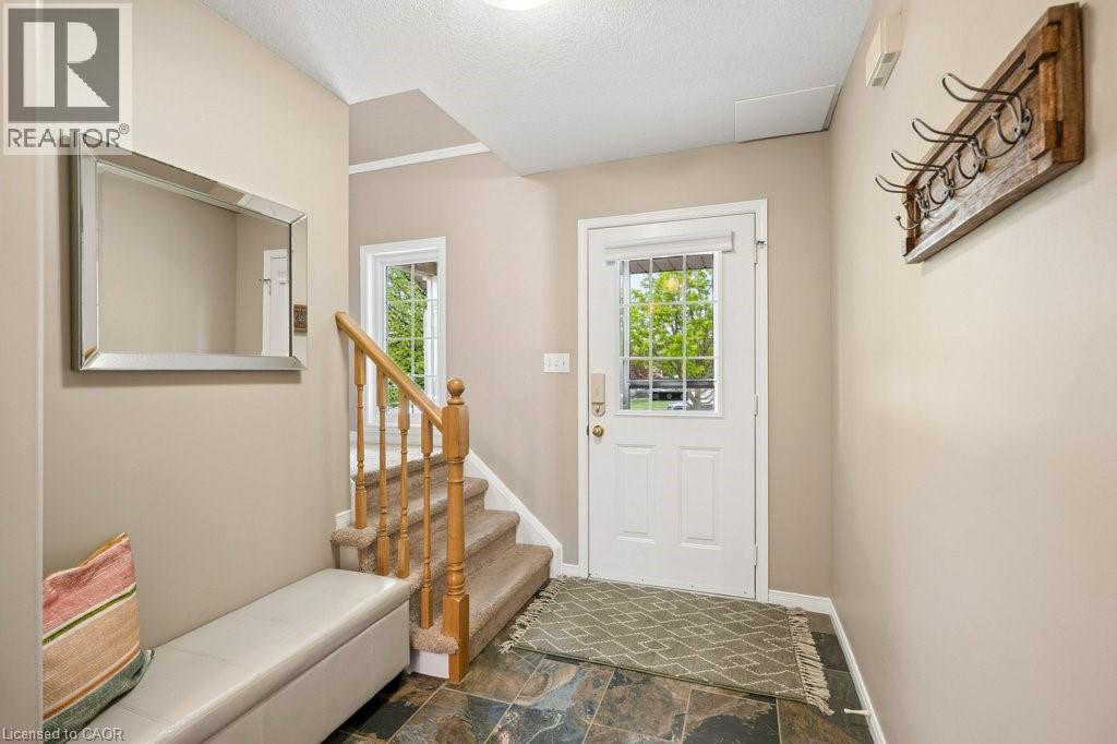 76 STIEFELMEYER Crescent, Baden, Ontario, N3A2L2 — Photo 33