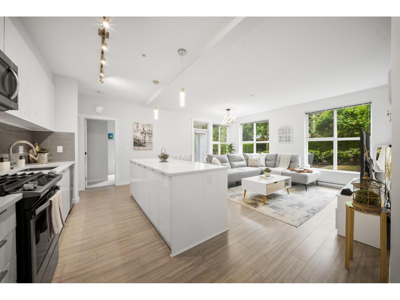 D107 8150 207 STREET, Langley