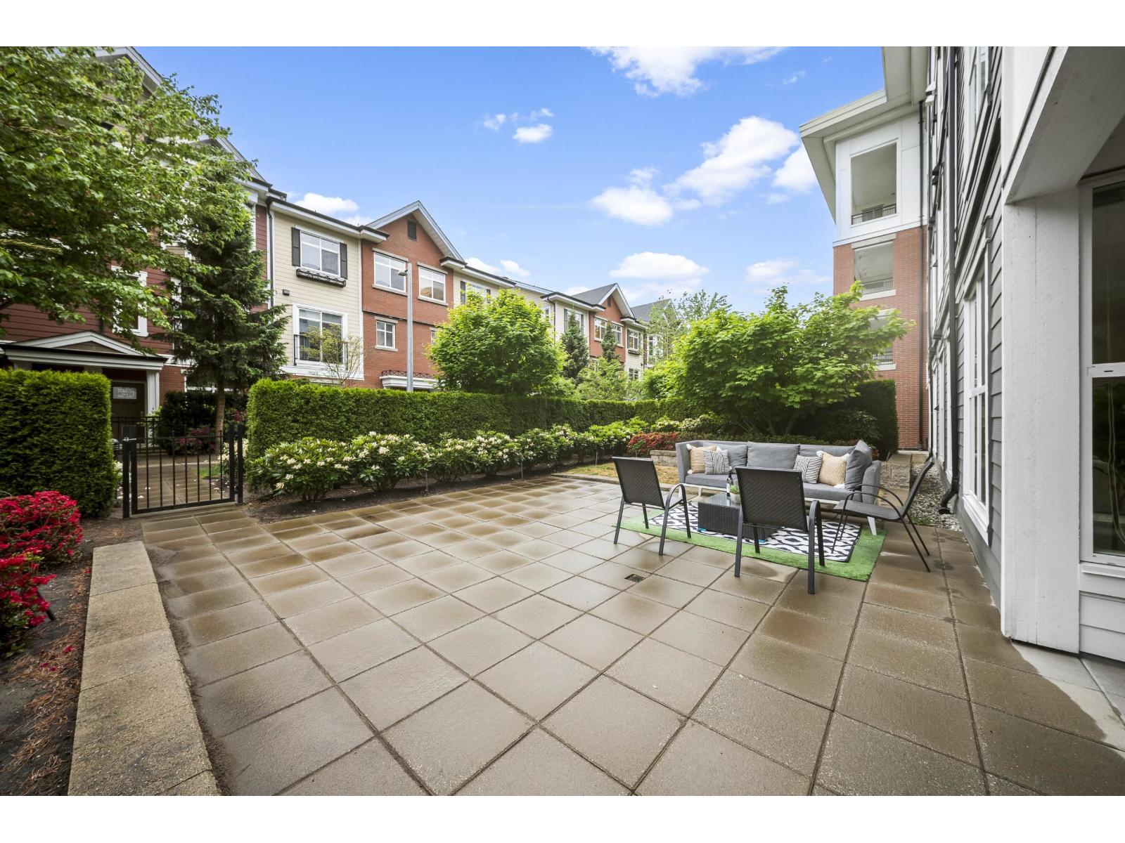 D107 8150 207 STREET, Langley