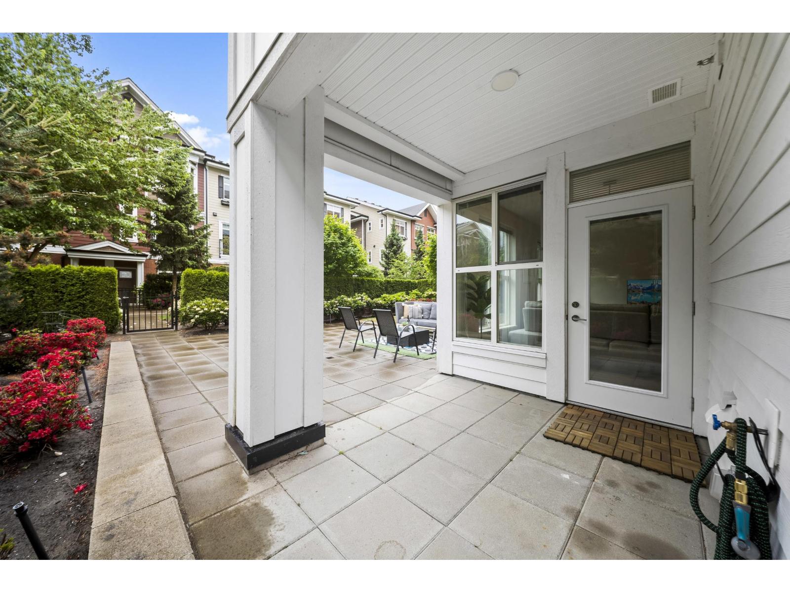 D107 8150 207 STREET, Langley