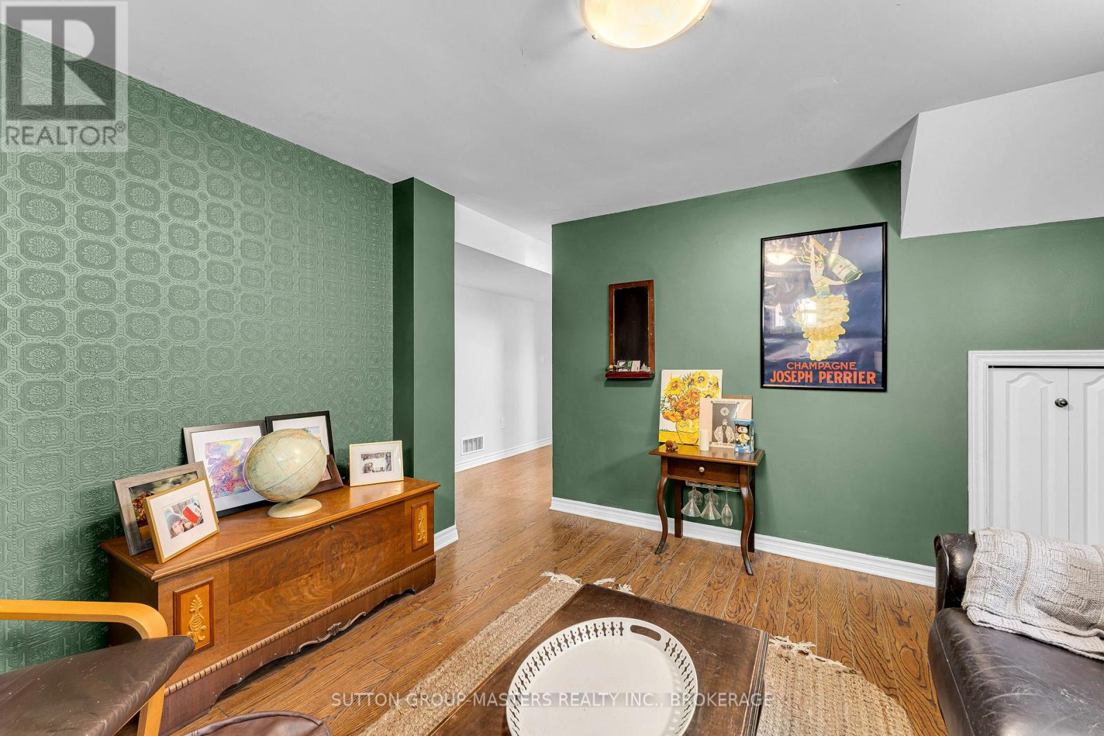 484 NELSON STREET - 22