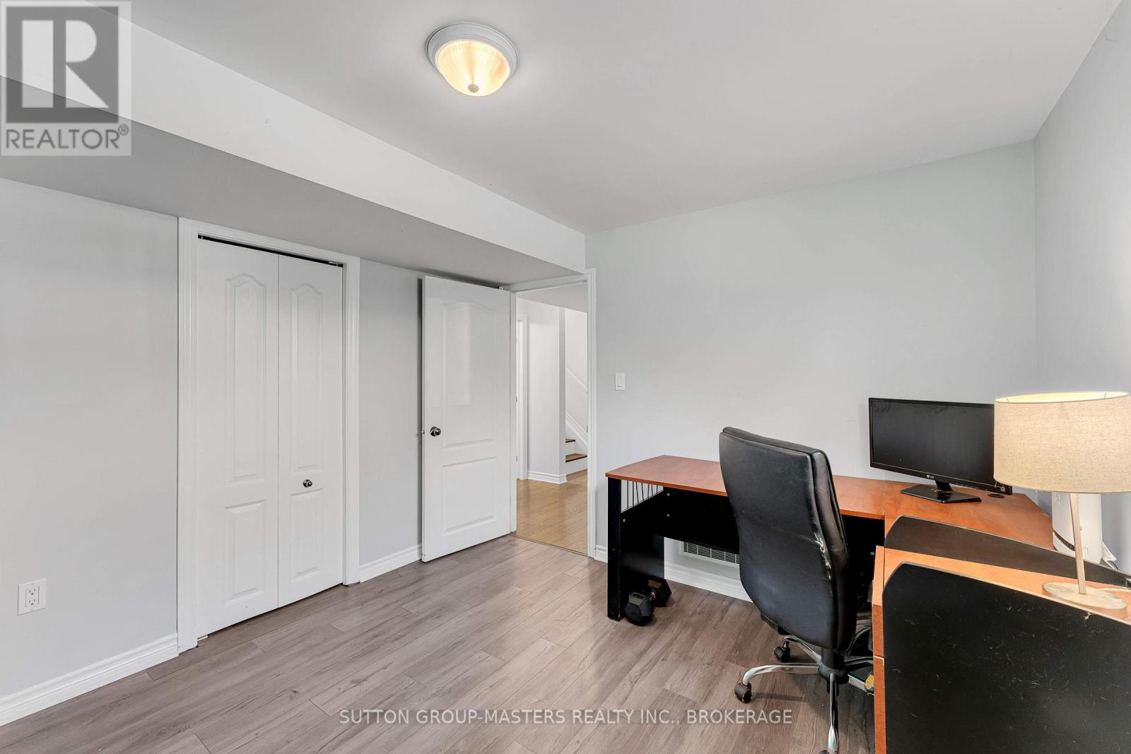 484 NELSON STREET - 27