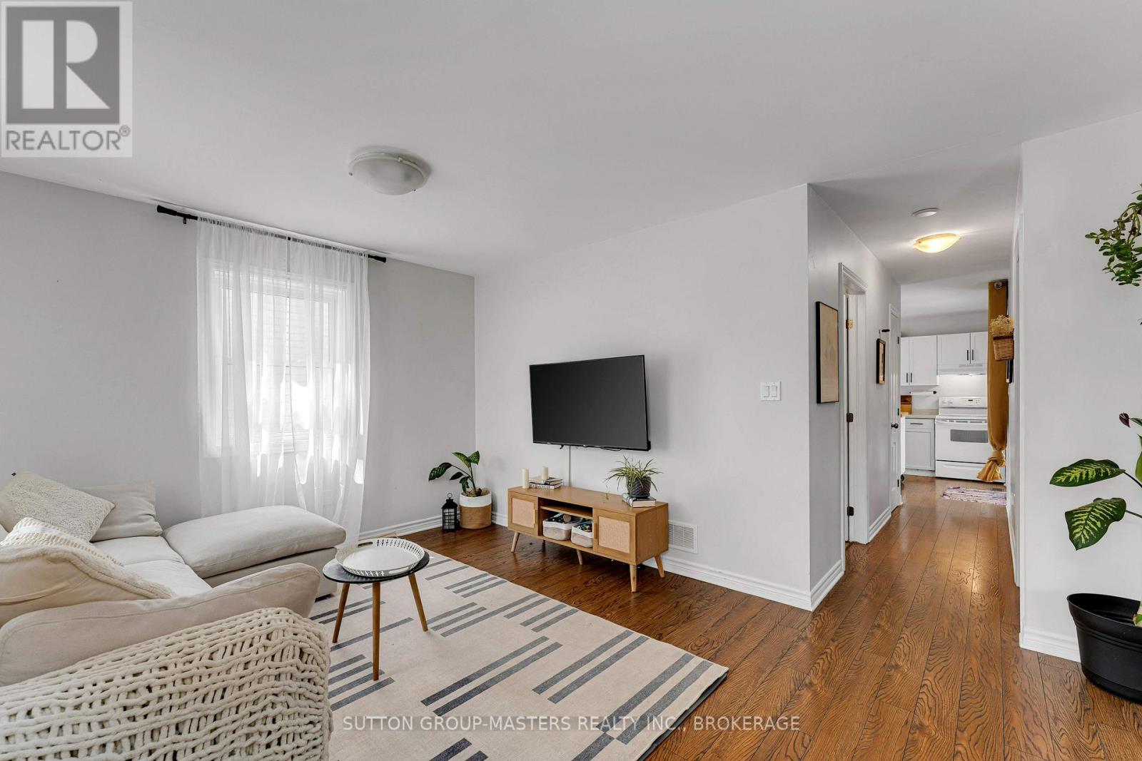 484 NELSON STREET - 7