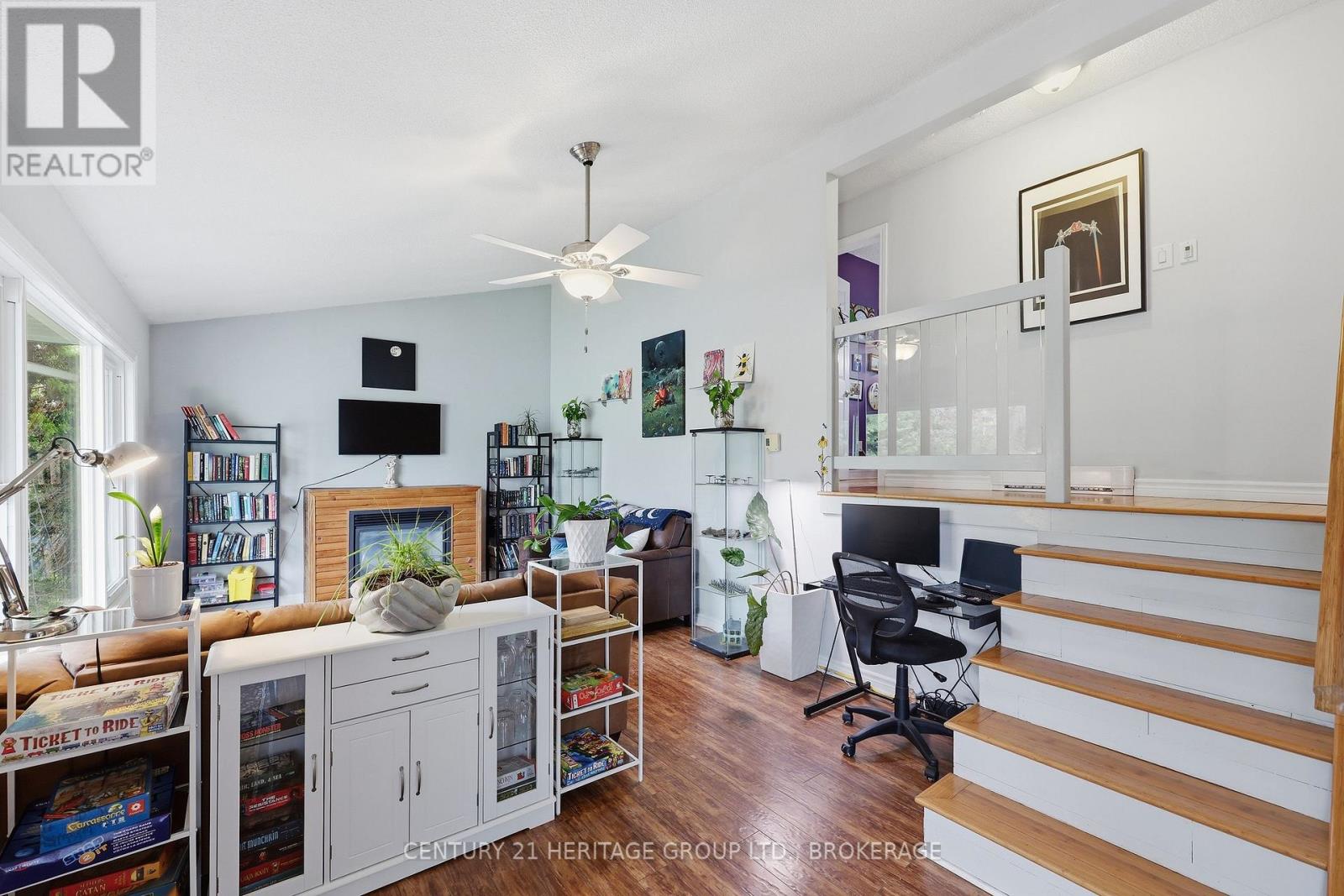 36 NAPIER STREET - 16