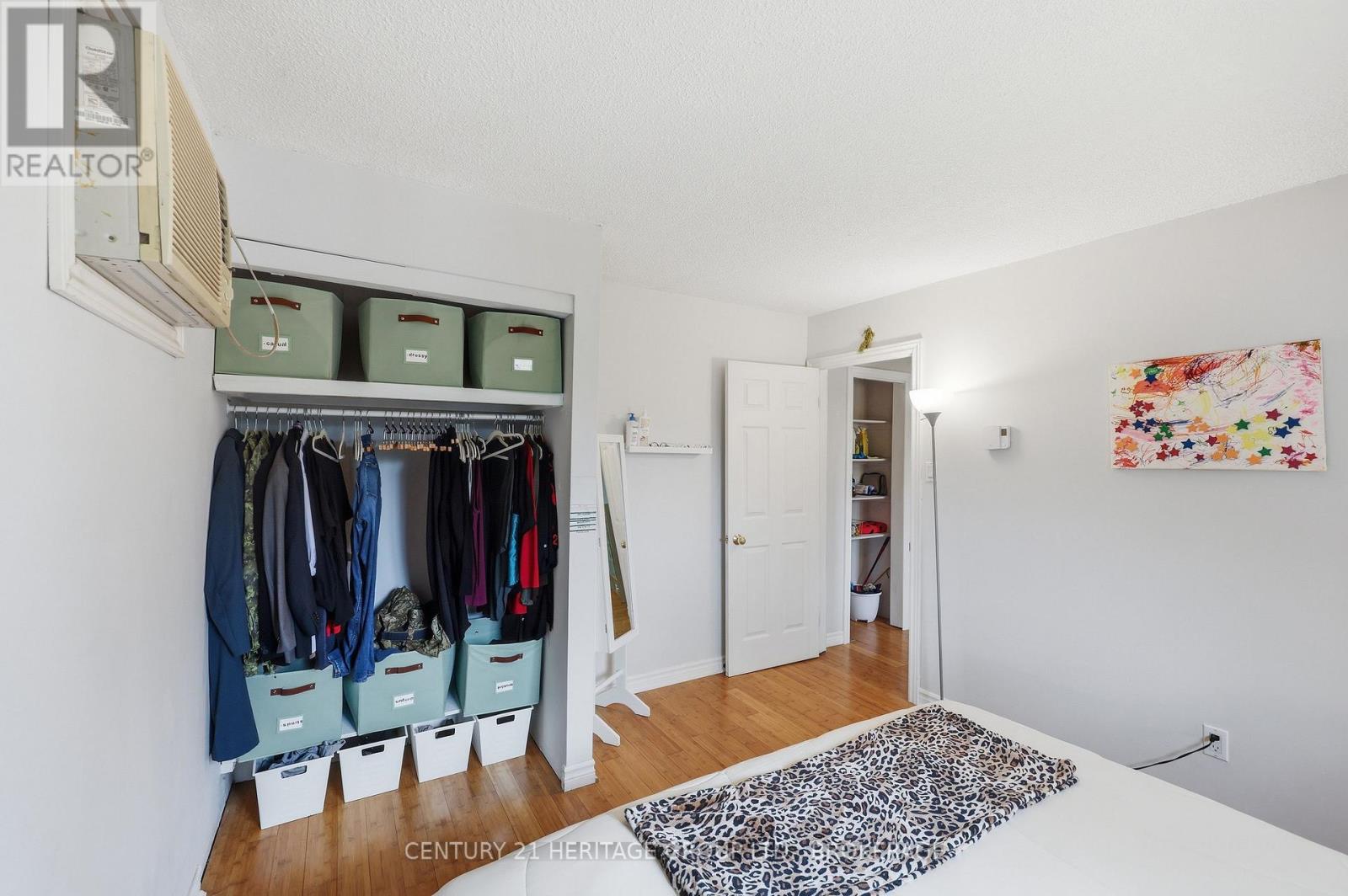36 NAPIER STREET - 31