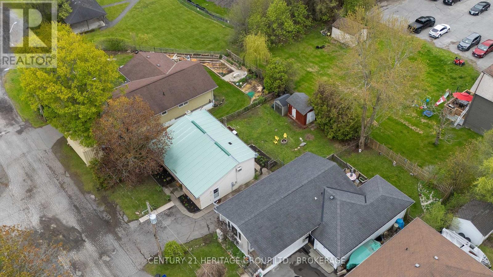 36 NAPIER STREET - 44