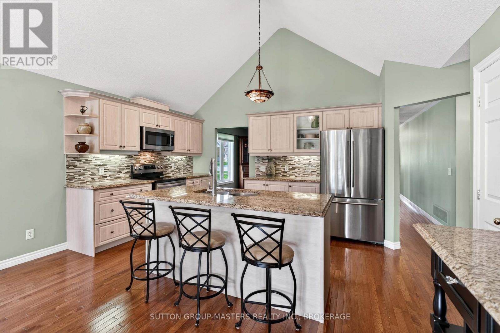 133 BRITANNIA CRESCENT - 8