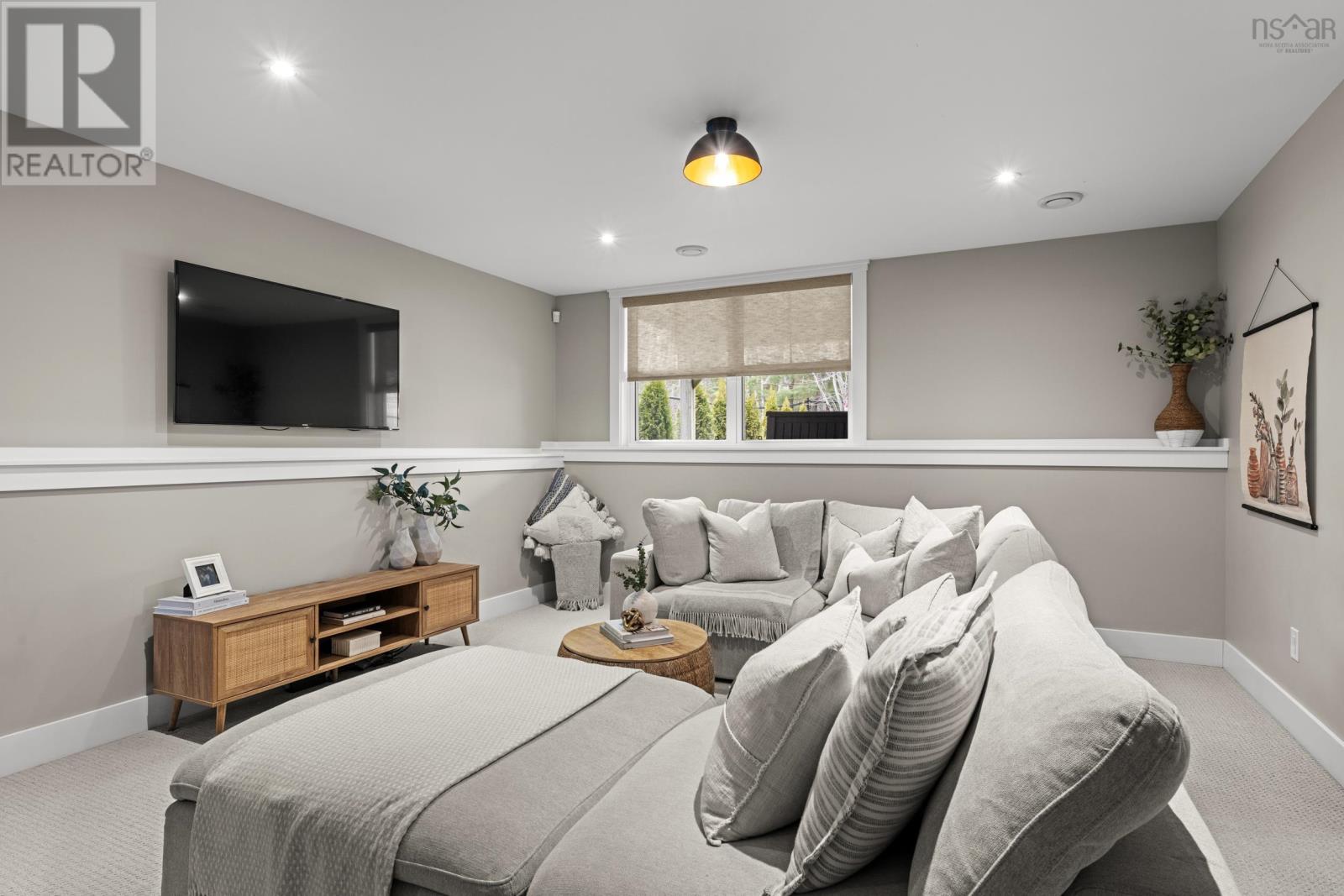 53 Hollyhock Way - 35