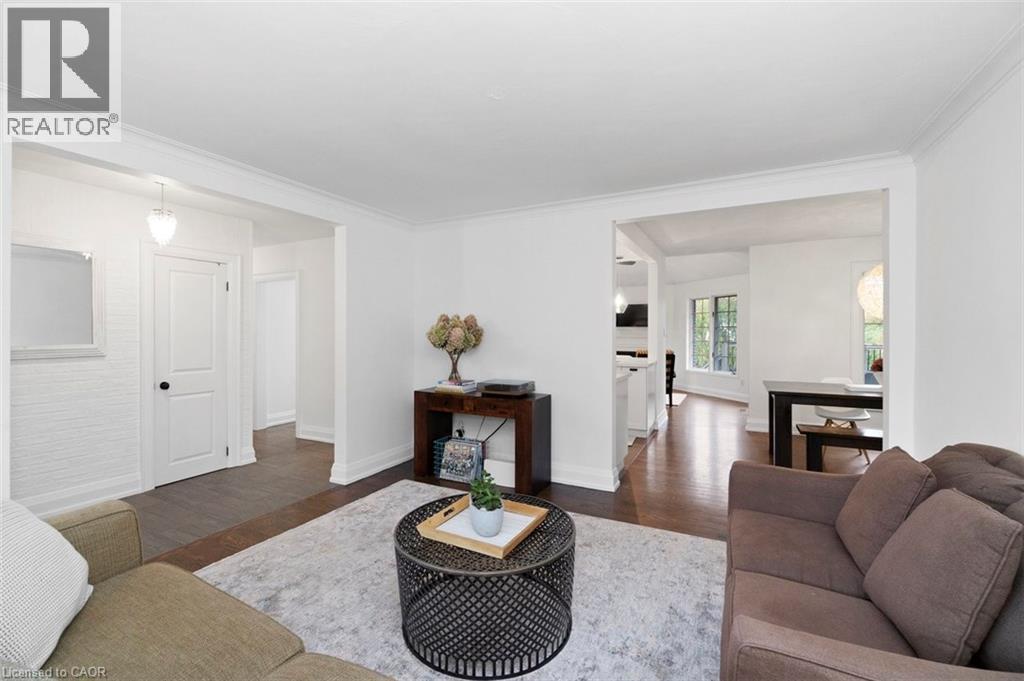 265 SNOWDEN Road, Oakville, Ontario, L6L3X6 — Photo 2