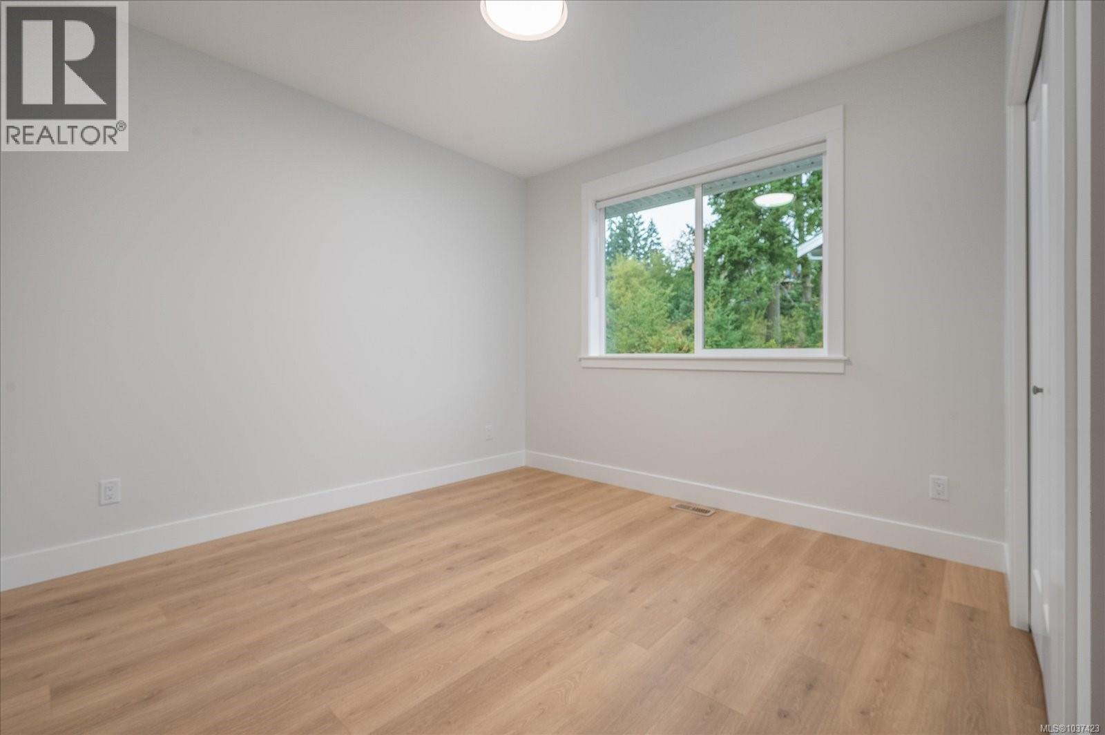 4552 Suncrest Rd - 28