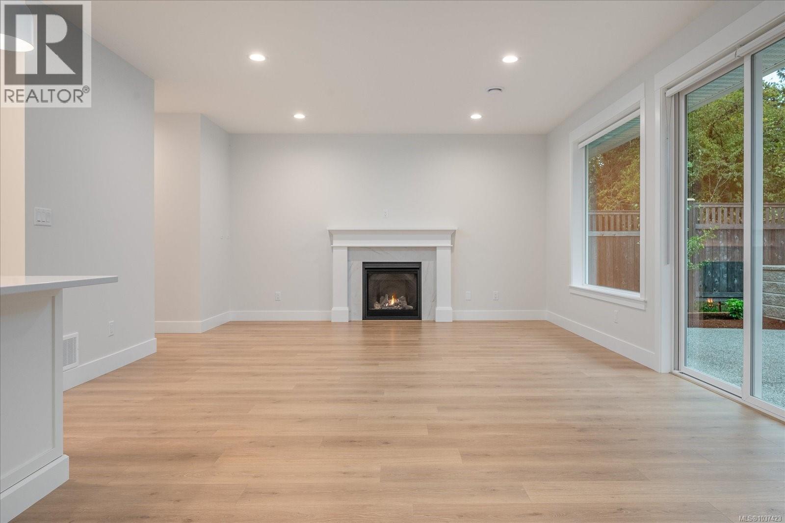 4552 Suncrest Rd - 7