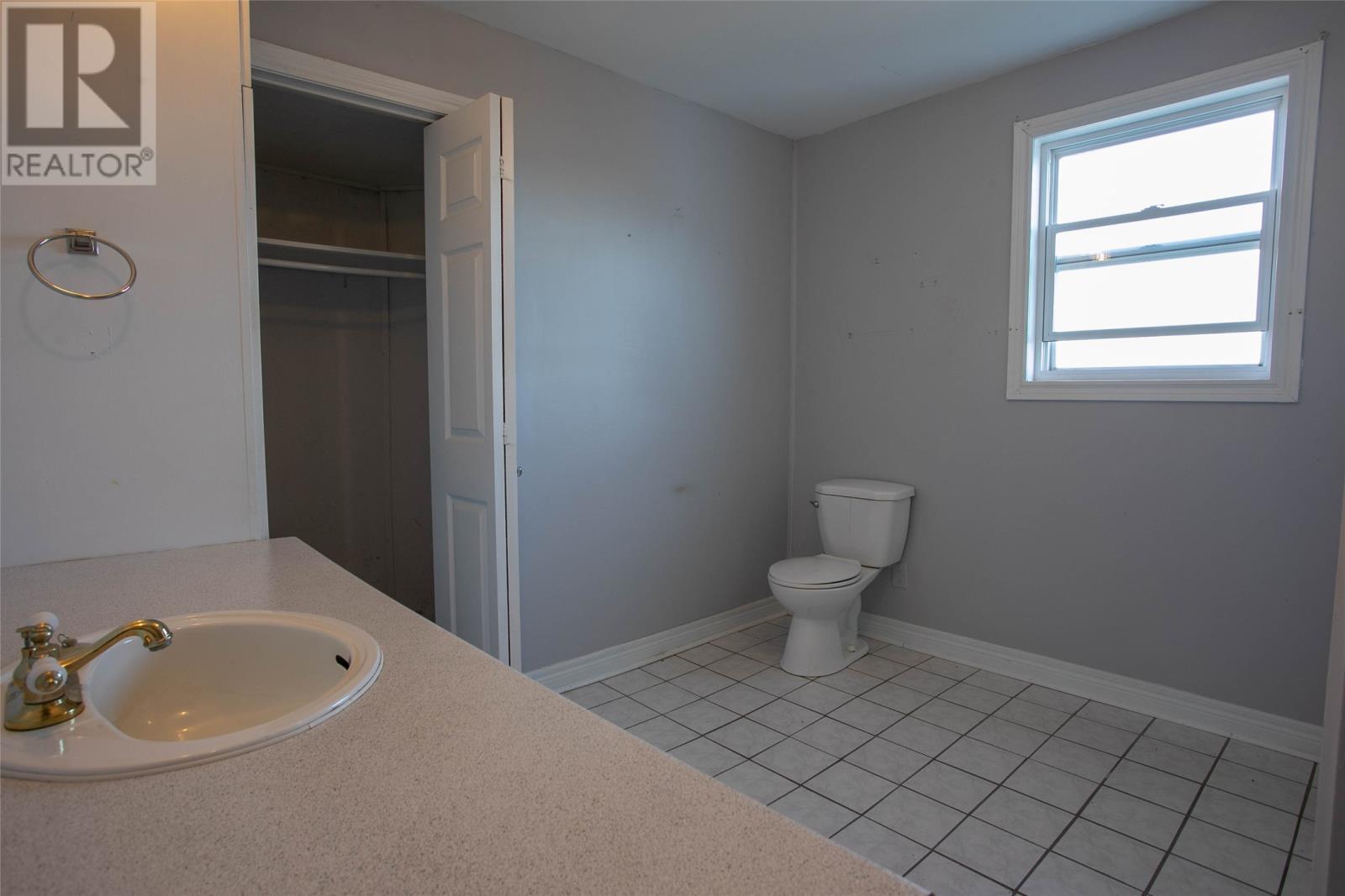 16 Bryan's Hole Road - 32