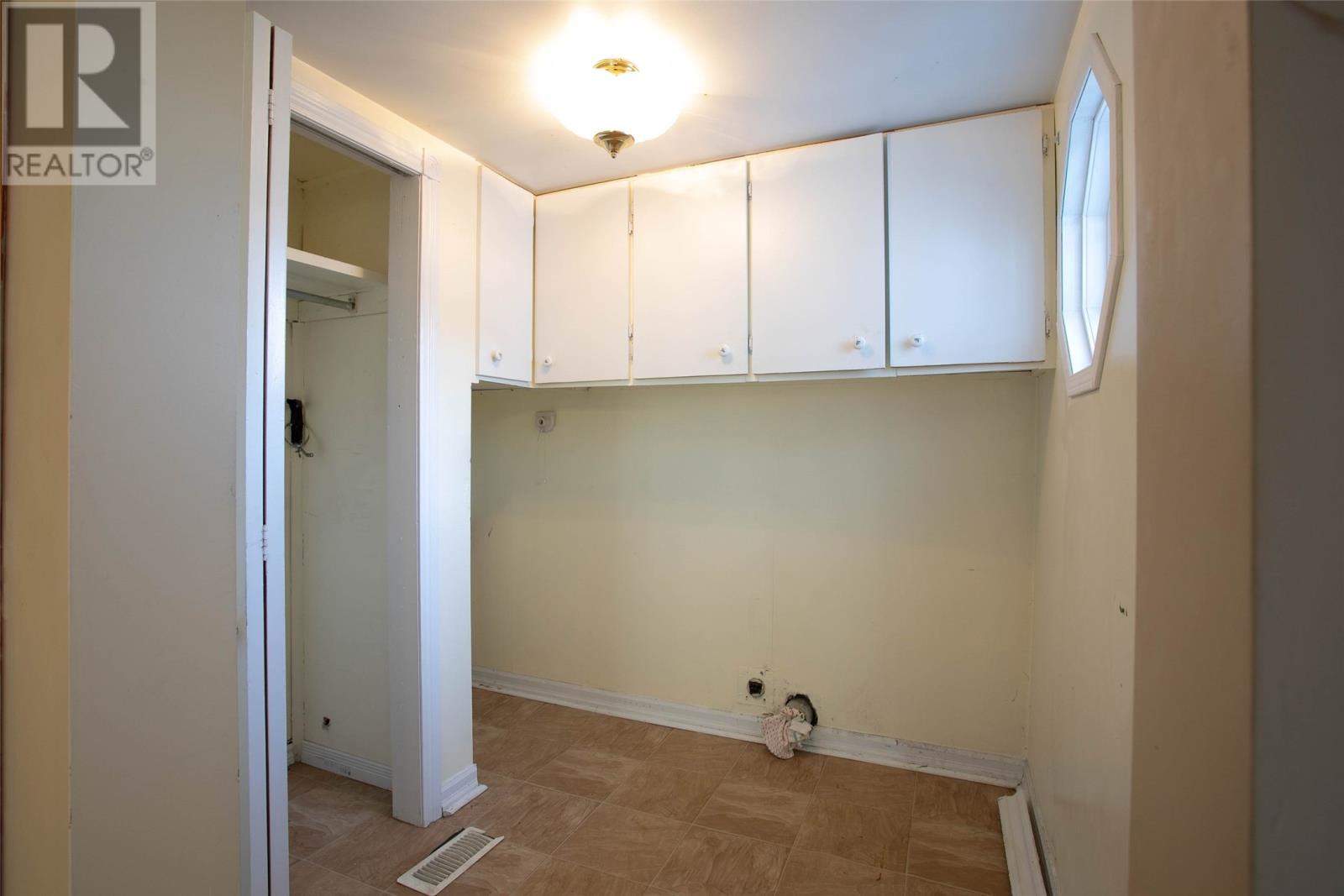 16 Bryan's Hole Road - 34