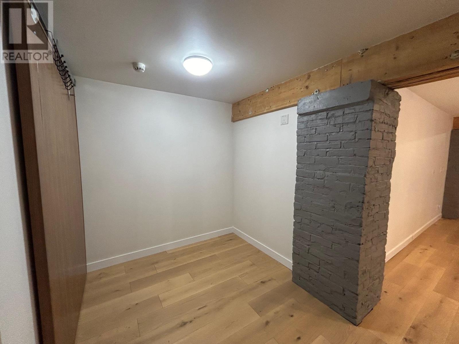 103 37 Cumberland ST S, Thunder Bay, Ontario, P7B2T4 — Photo 6