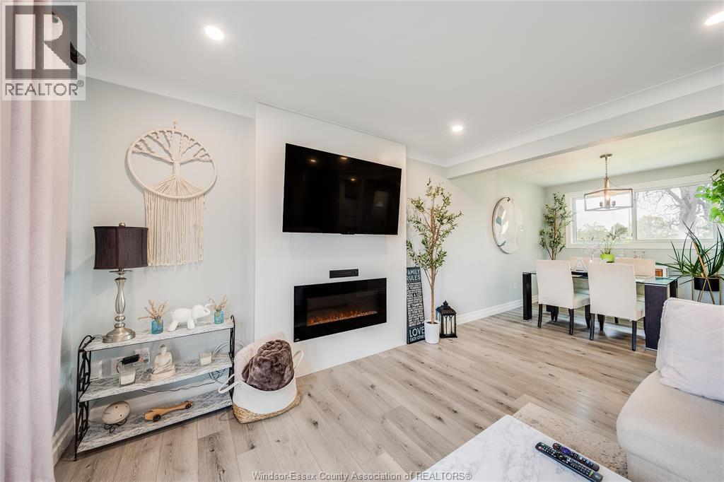 1038 DOT AVENUE, Windsor, Ontario, N9C3H8 — Photo 15