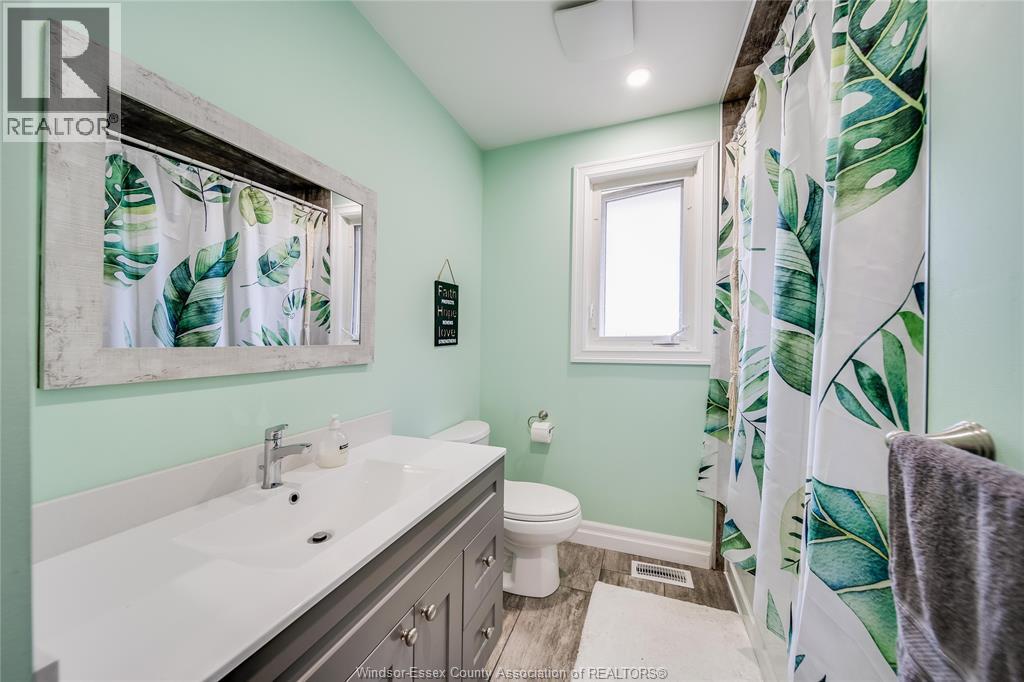 1038 DOT AVENUE, Windsor, Ontario, N9C3H8 — Photo 7