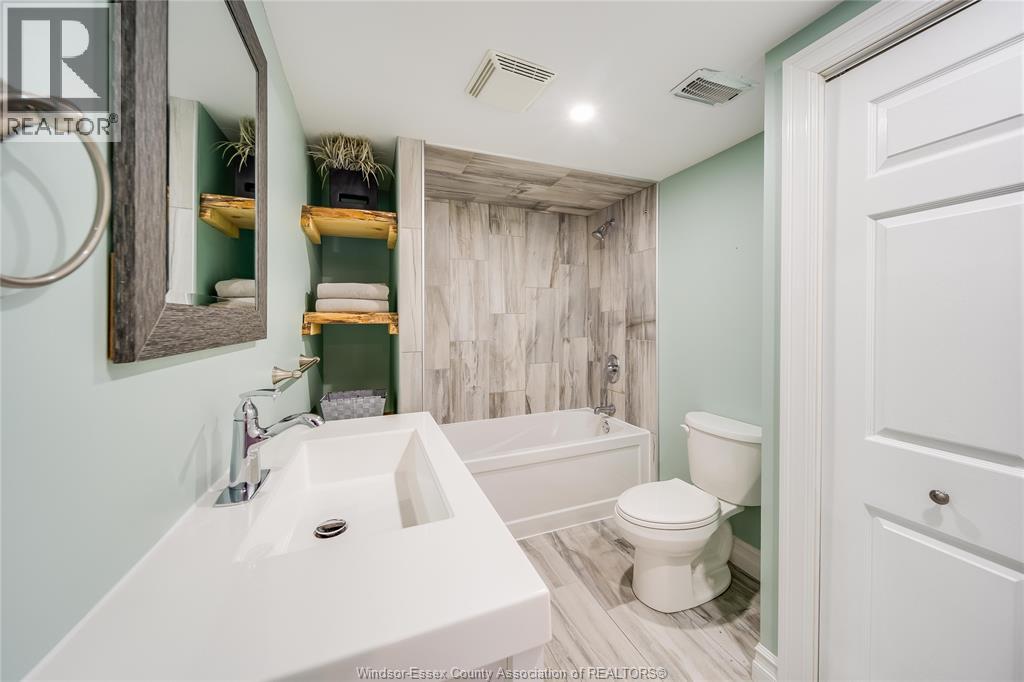 1038 DOT AVENUE, Windsor, Ontario, N9C3H8 — Photo 11