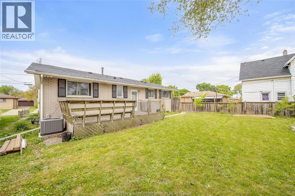 1038 DOT AVENUE, Windsor, Ontario, N9C3H8 — Photo 18