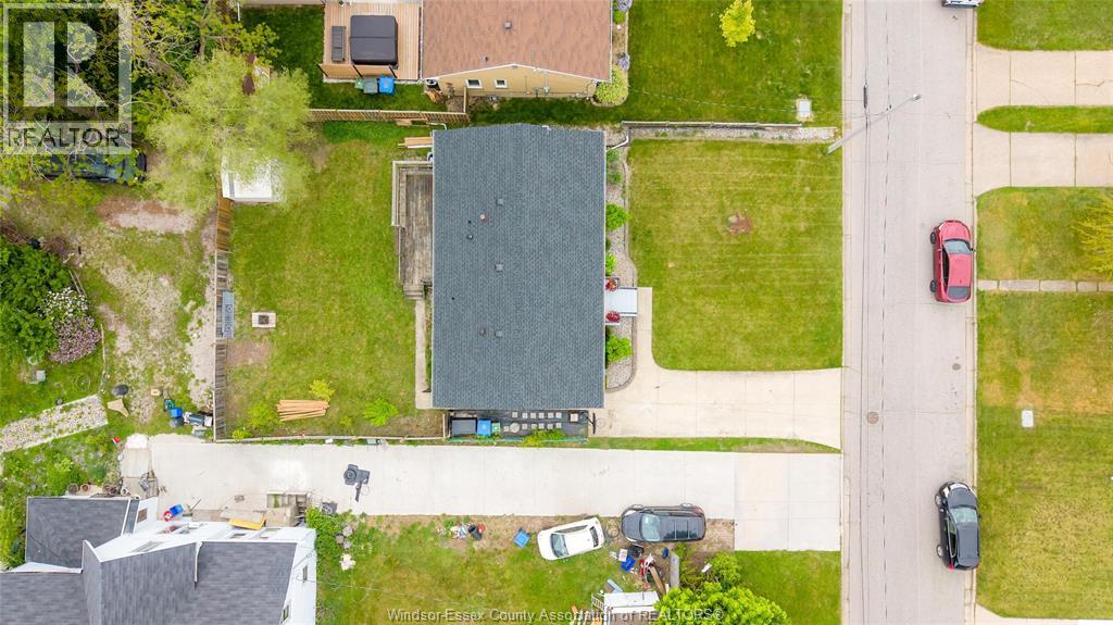 1038 DOT AVENUE - 44
