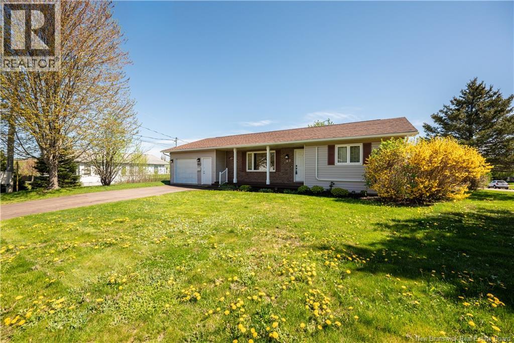 102 Briardale Drive - 1