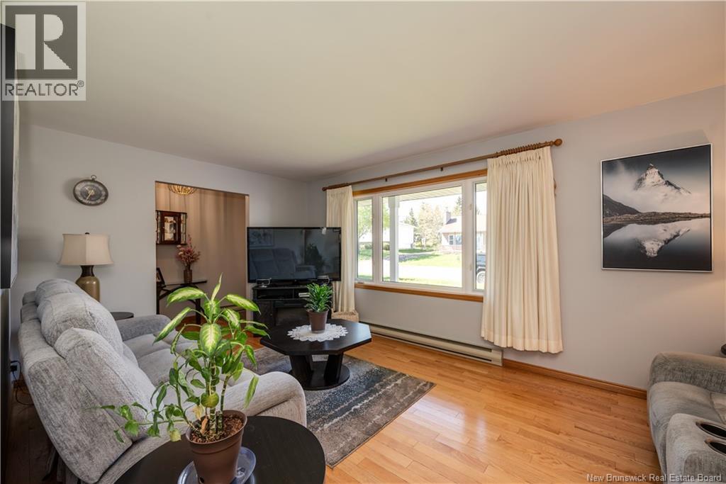 102 Briardale Drive - 10