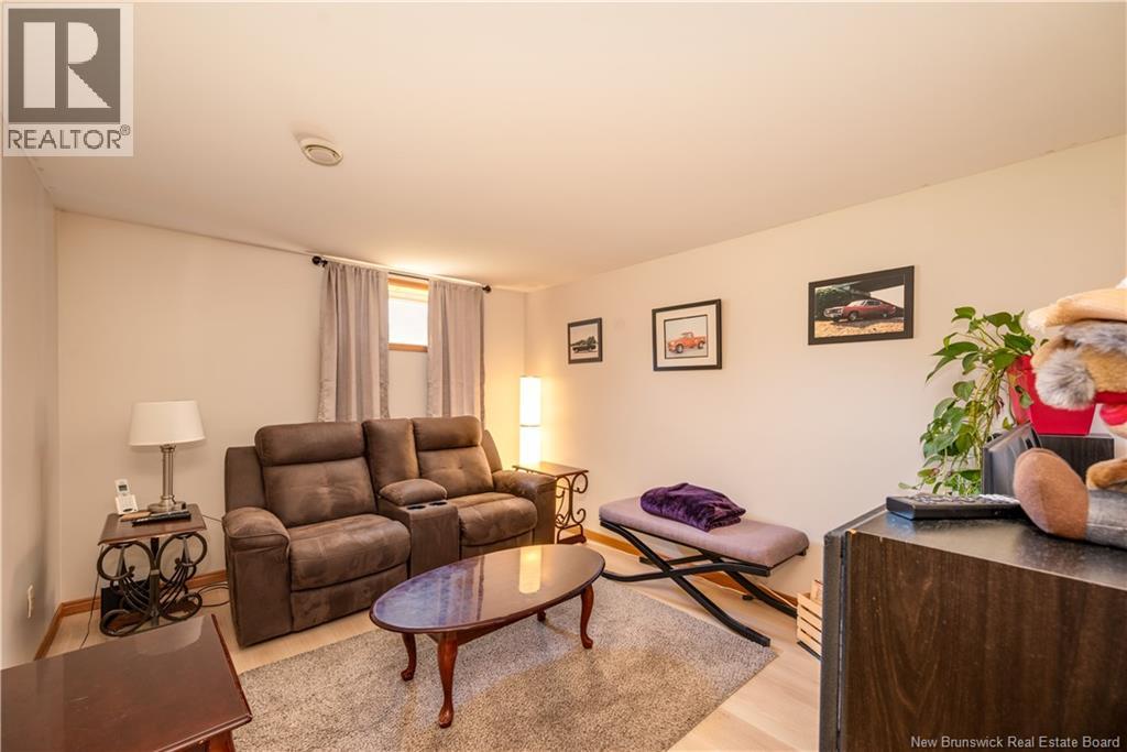 102 Briardale Drive - 29