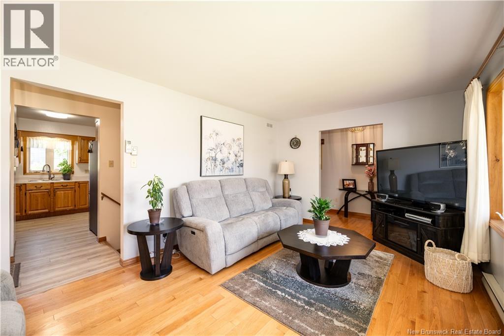 102 Briardale Drive - 9