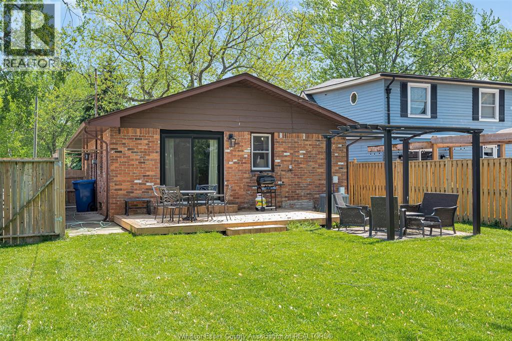 305 EDGEWATER BOULEVARD, Tecumseh, Ontario, N8N2G9 — Photo 23