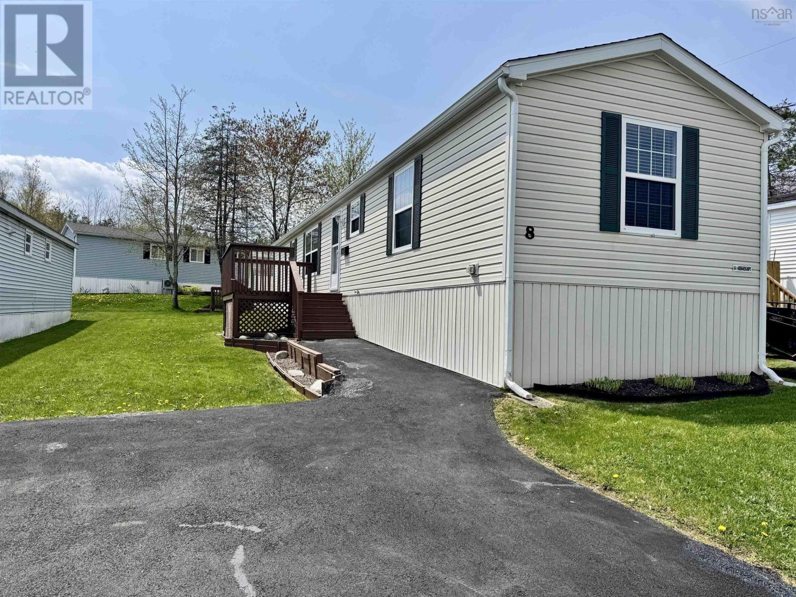 8 Yeadon Drive - 39