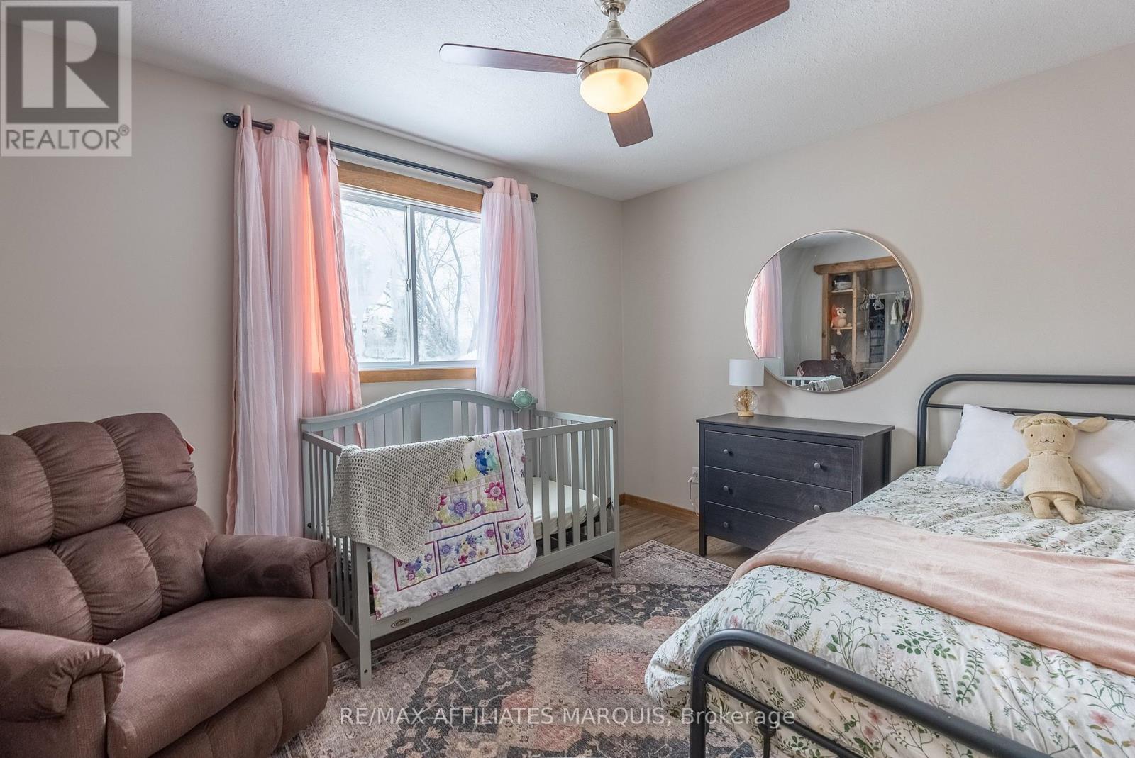 480 PORTER ROAD - 17