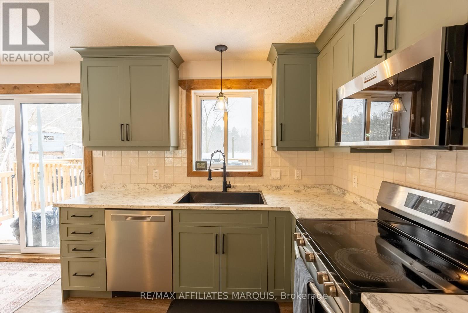 480 PORTER ROAD - 11