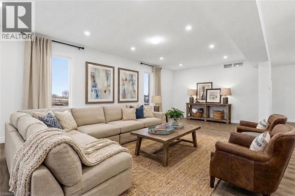 70 QUARRY PARK Drive - 4