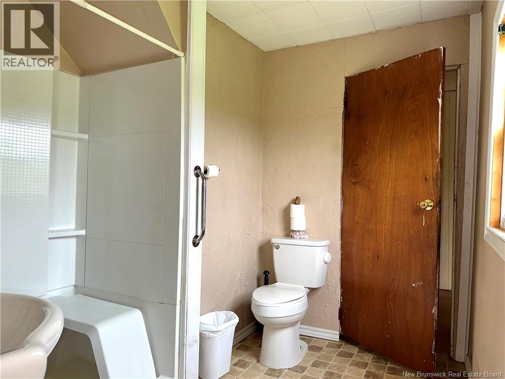 8 Old Harvey Road - 10