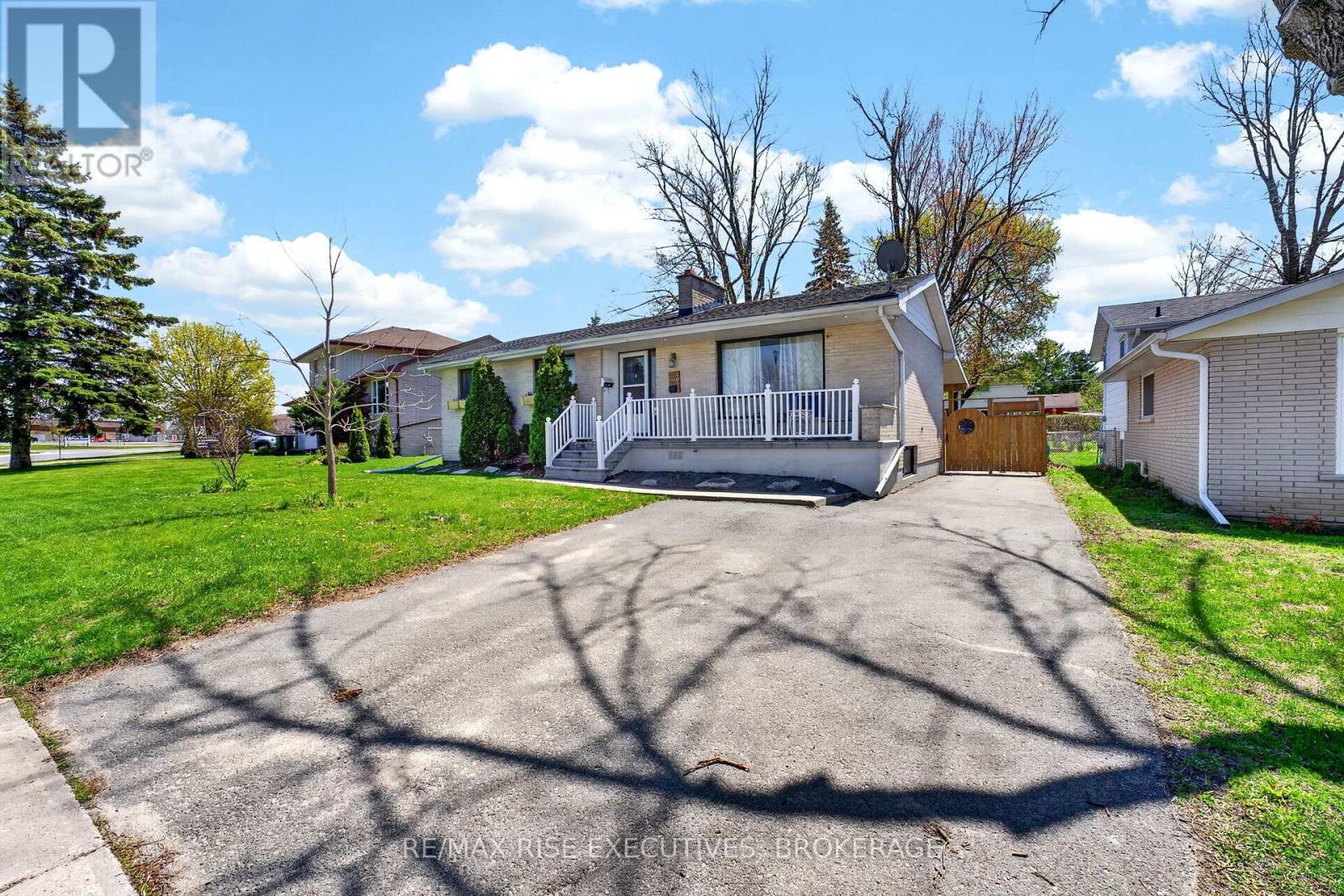 1071 HUDSON DRIVE - 2