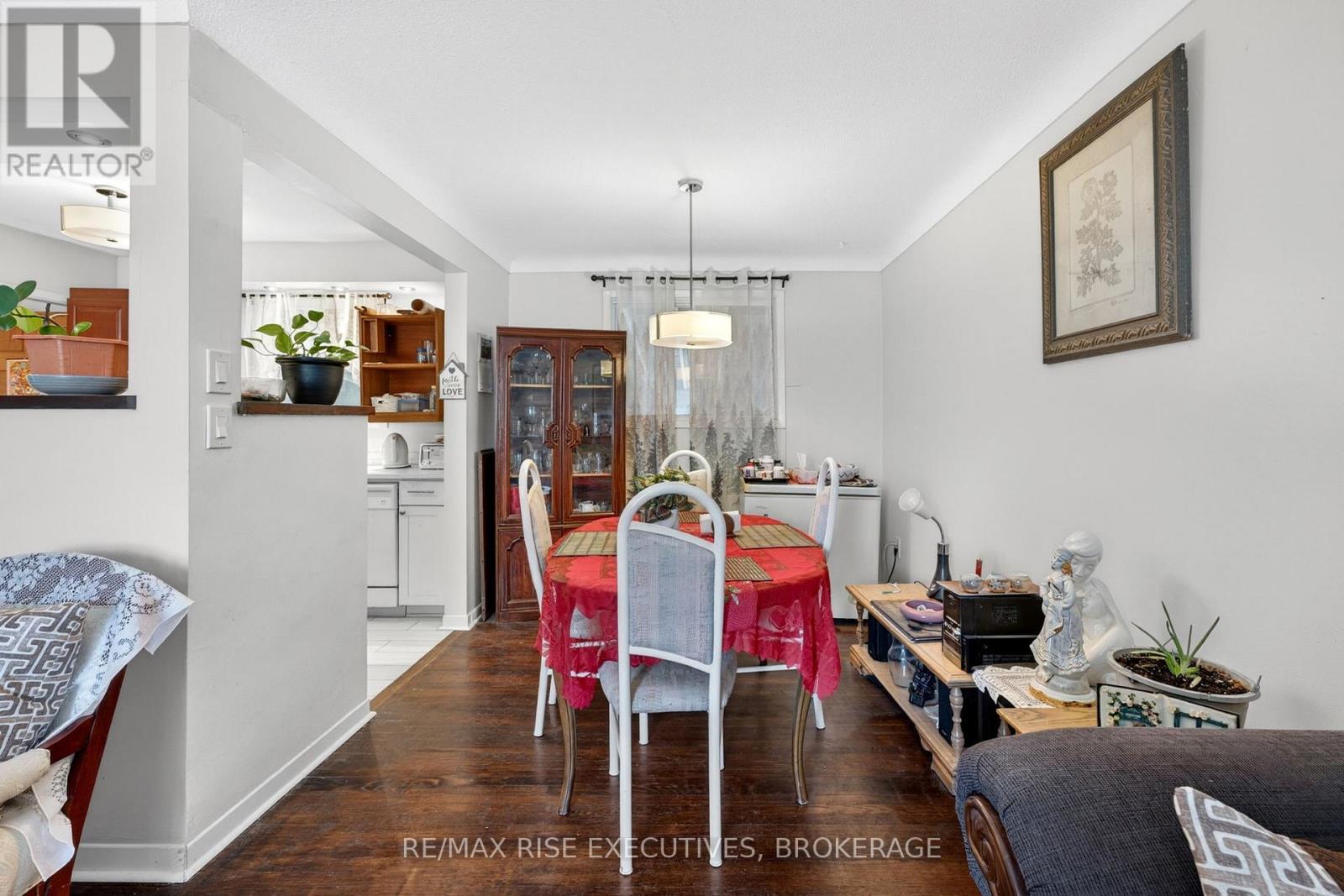 1071 HUDSON DRIVE - 8