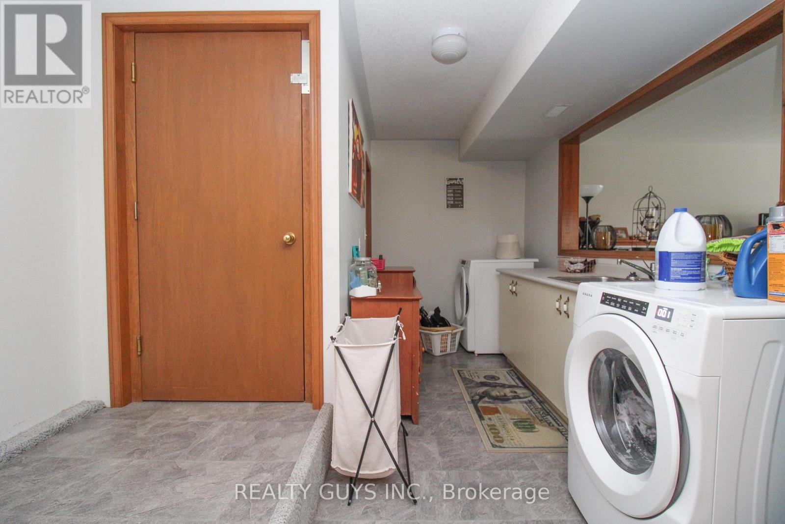 668 BREALEY DRIVE - 50